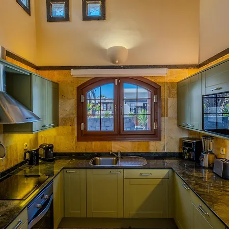 Casa Palana Villa *